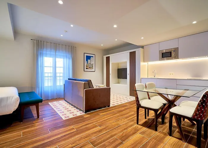 Tandem Torres De * 카디스