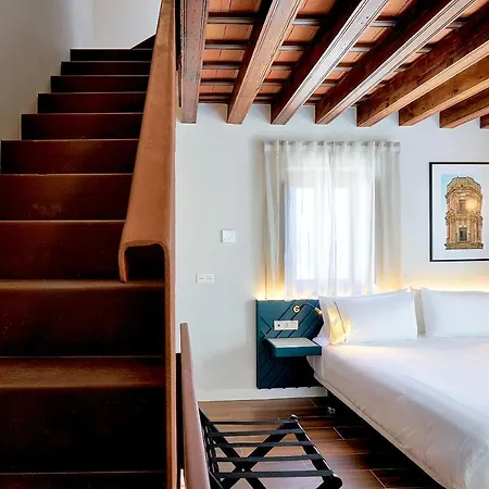 Tandem Torres De كاديز