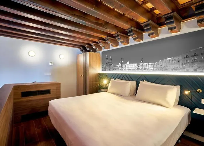 Tandem Torres De * Kadyks